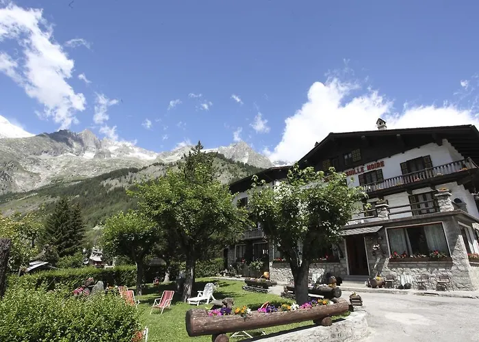 Отель Aiguille Noire