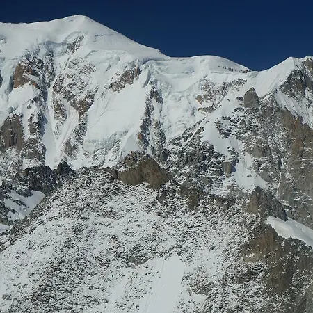 Aiguille Noire מלון קורמאיור